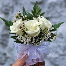 Elegant White Corsage with Roses,