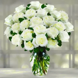 24 White Rose in a Vase